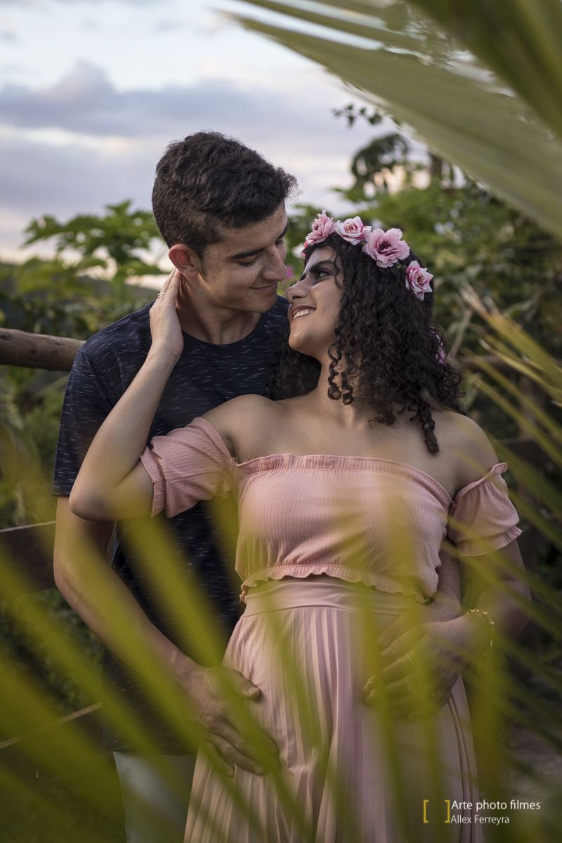 fotografo-ensaio-pre-wedding-casamento-Maryane-Darley-pousada-andorinhas-presidente-olegário-mg