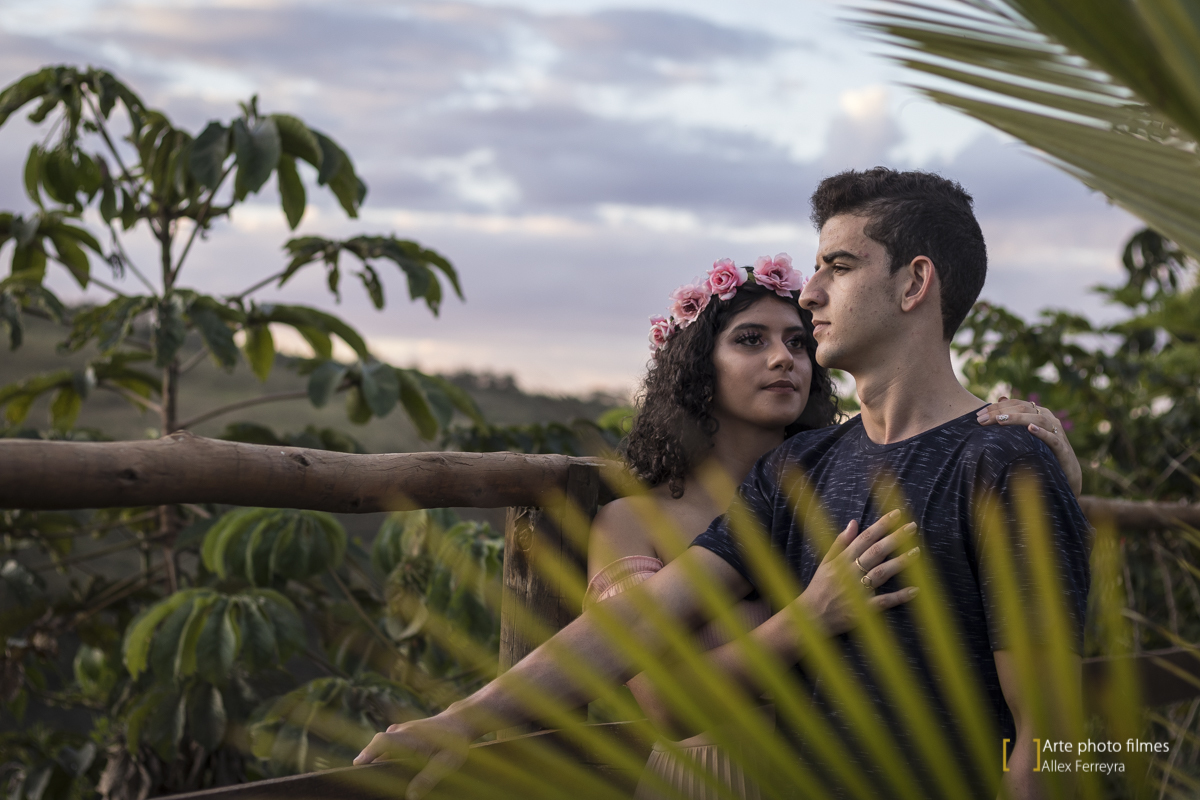 fotografo-ensaio-pre-wedding-casamento-Maryane-Darley-pousada-andorinhas-presidente-olegário-mg