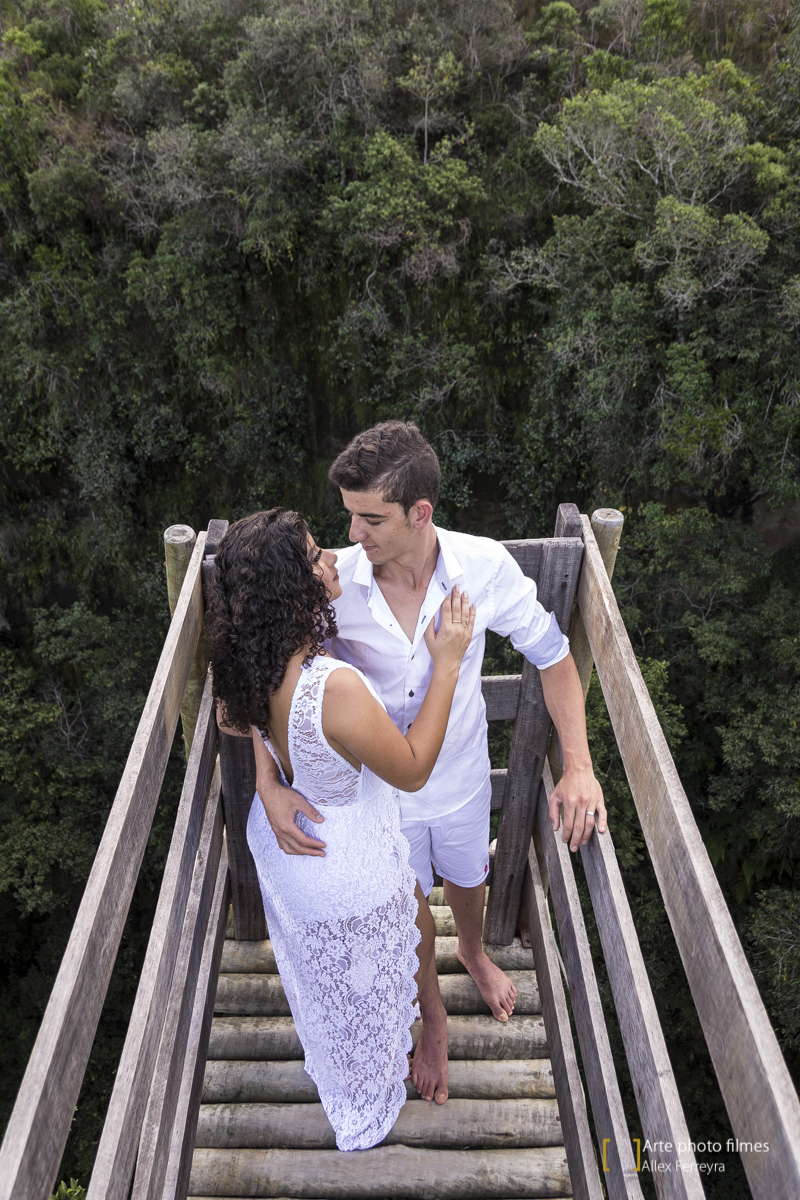 fotografo-ensaio-pre-wedding-casamento-Maryane-Darley-pousada-andorinhas-presidente-olegário-mg