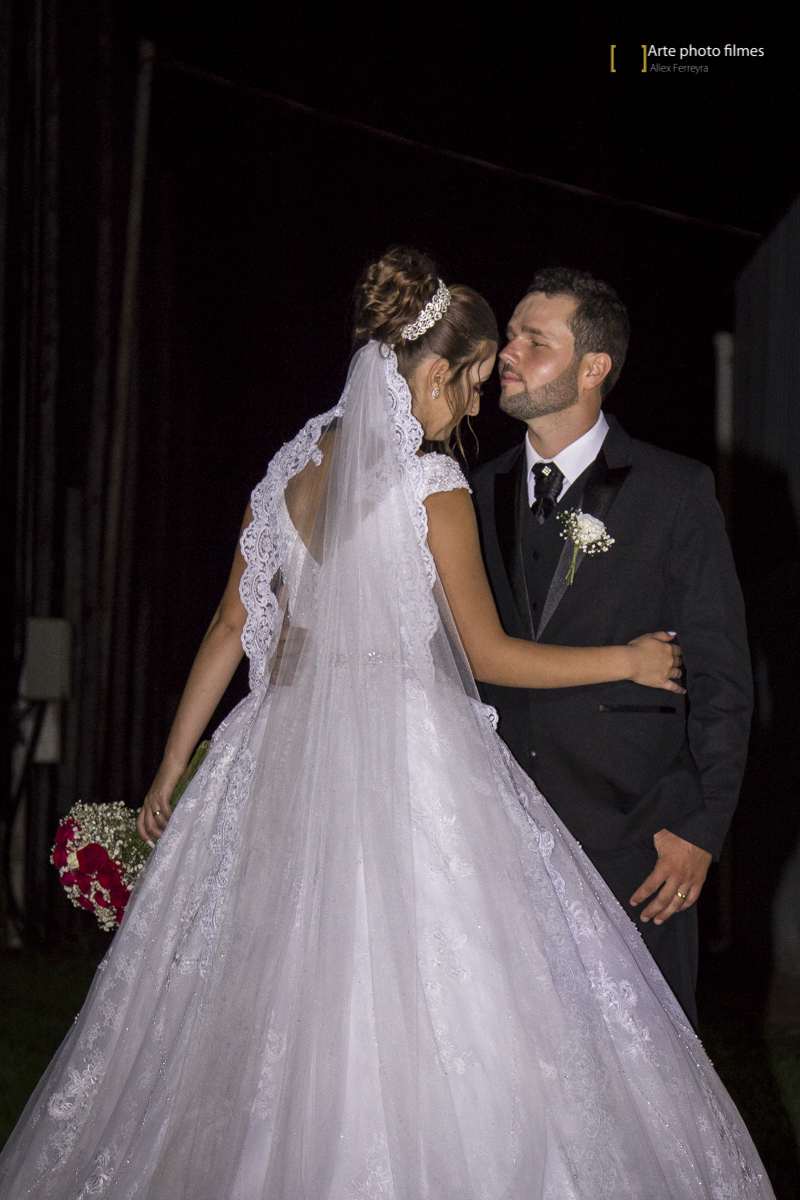 Ensaio fotográfico com os noivos pós-casamento em Patos de Minas_MG