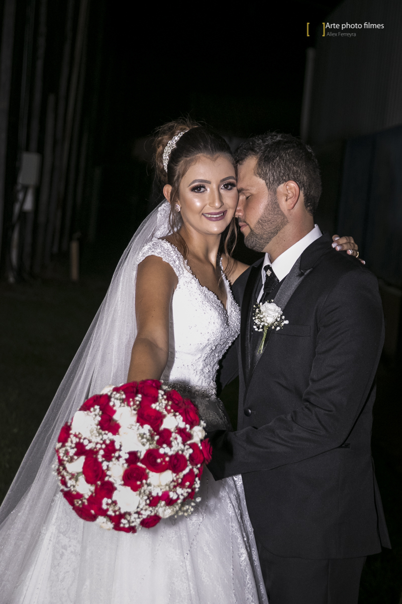 Ensaio fotográfico com os noivos pós-casamento em Patos de Minas_MG