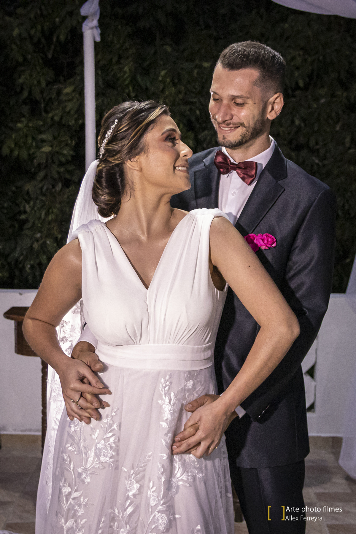 Ensaio fotográfico com os noivos após o casamento