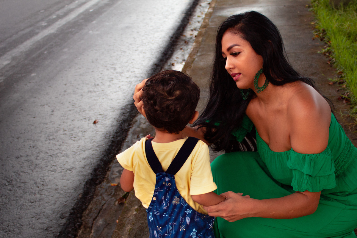 mãe e filho detalhes