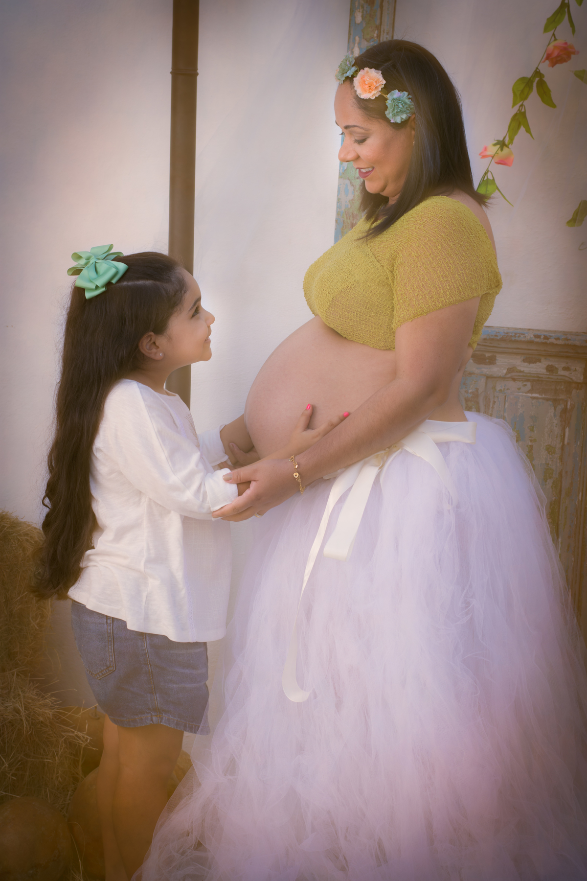 Mãe e filha num momento sublime de amor e a fotógrafa Marol Arruda registrou todos os momentos