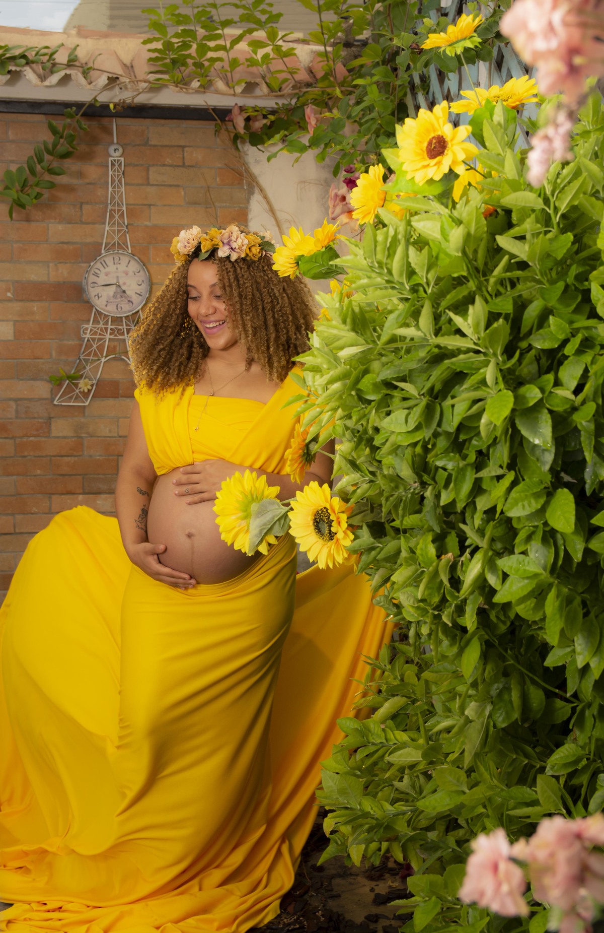 O ensaio gestante eterniza a a chegada do amor da sua vida!