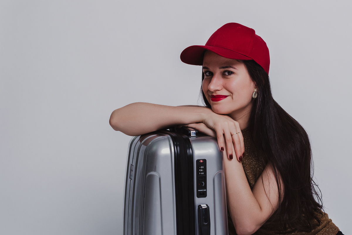 A Pri da aulas de inglês online e  atende a nível mundial, e ela resolveu dar um UP na imagem para poder fechar mais bons negócios e fazer uma boa criação de conteúdos. 