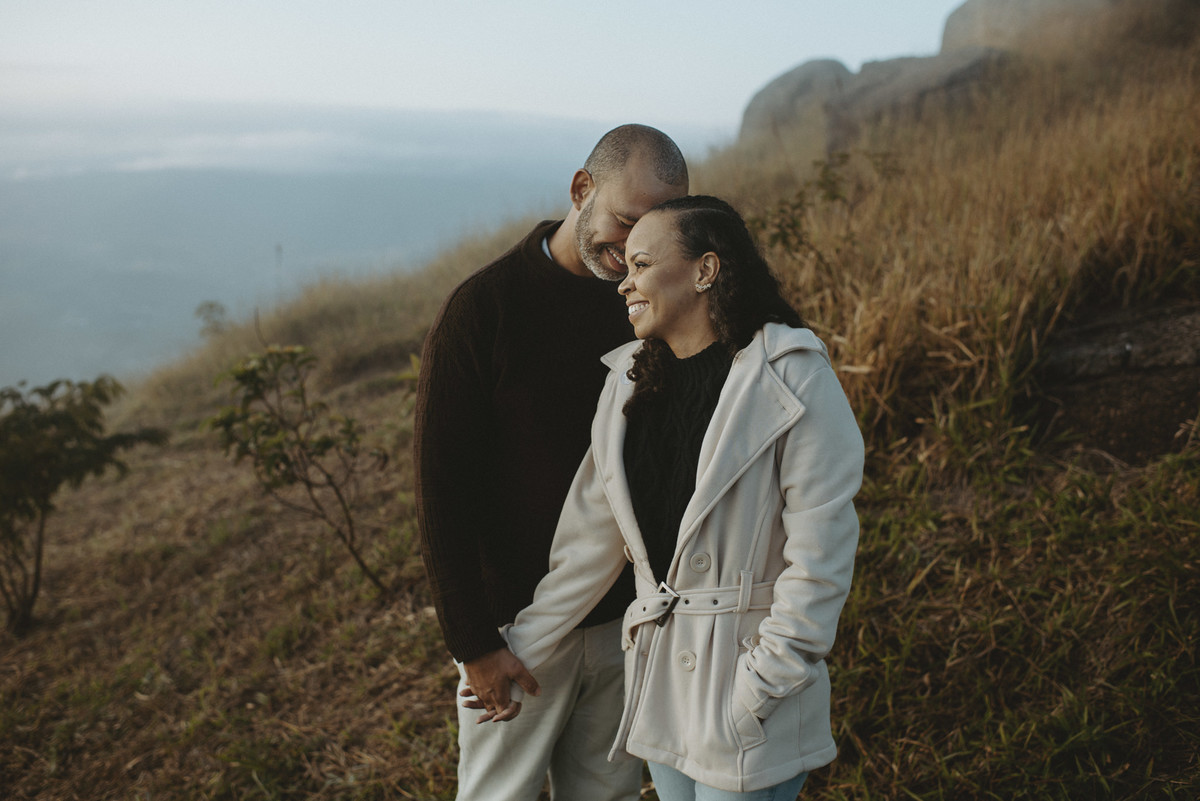 
Ensaio em Araras-SP, casal apaixonado, Jonathan Januario, fotografo de Araras, fotografo em limeira, ensaio na montanha, aloha  fotografias, morro do capuava, pico olho d'agua , fotografo em campinas, pico olho de água mairiporã, ensaio nas nuvens
