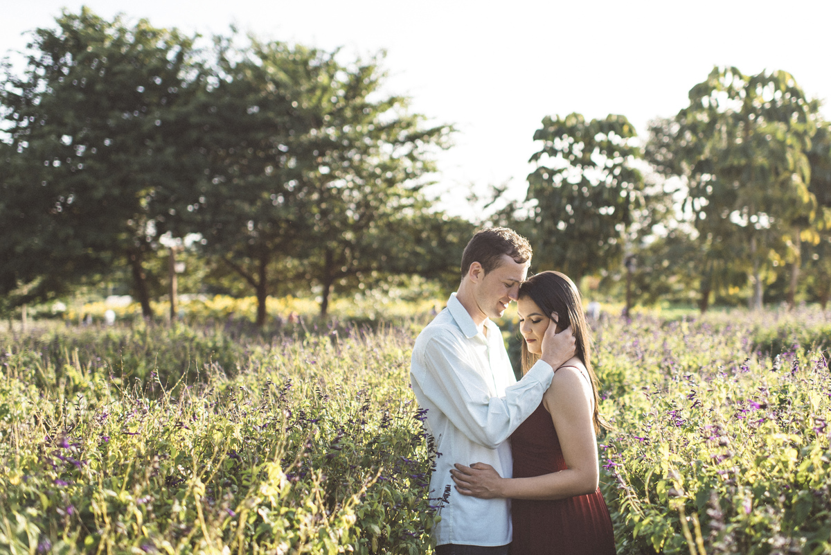 Ensaio em Araras-SP, casal apaixonado, Jonathan Januario, fotografo de Araras, fotografo em limeira, ensaio na montanha, foto na fazenda, aloha fotografias, fotografo em campinas, ensaio em campinas, ensaio em holambra, ensaio nas  flores, holambra-sp
