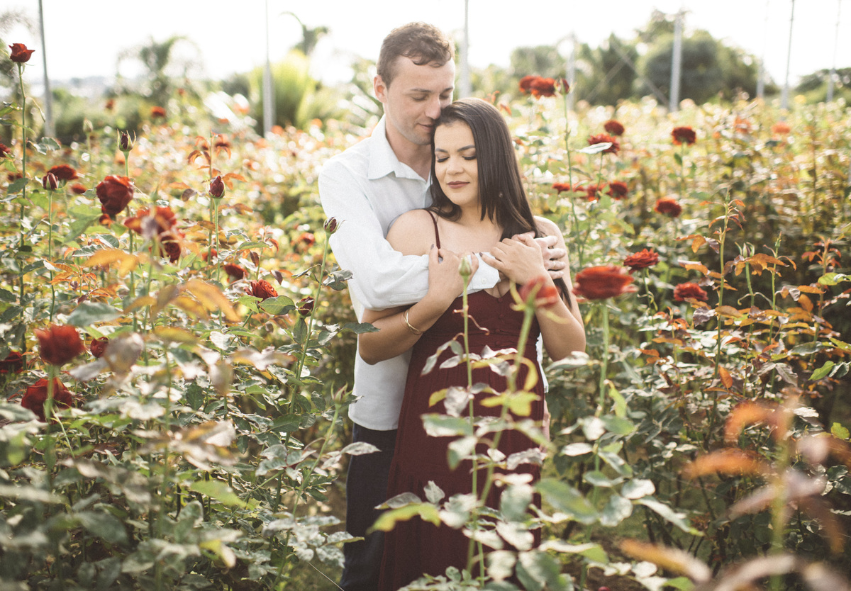 Ensaio em Araras-SP, casal apaixonado, Jonathan Januario, fotografo de Araras, fotografo em limeira, ensaio na montanha, foto na fazenda, aloha fotografias, fotografo em campinas, ensaio em campinas, ensaio em holambra, ensaio nas  flores, holambra-sp