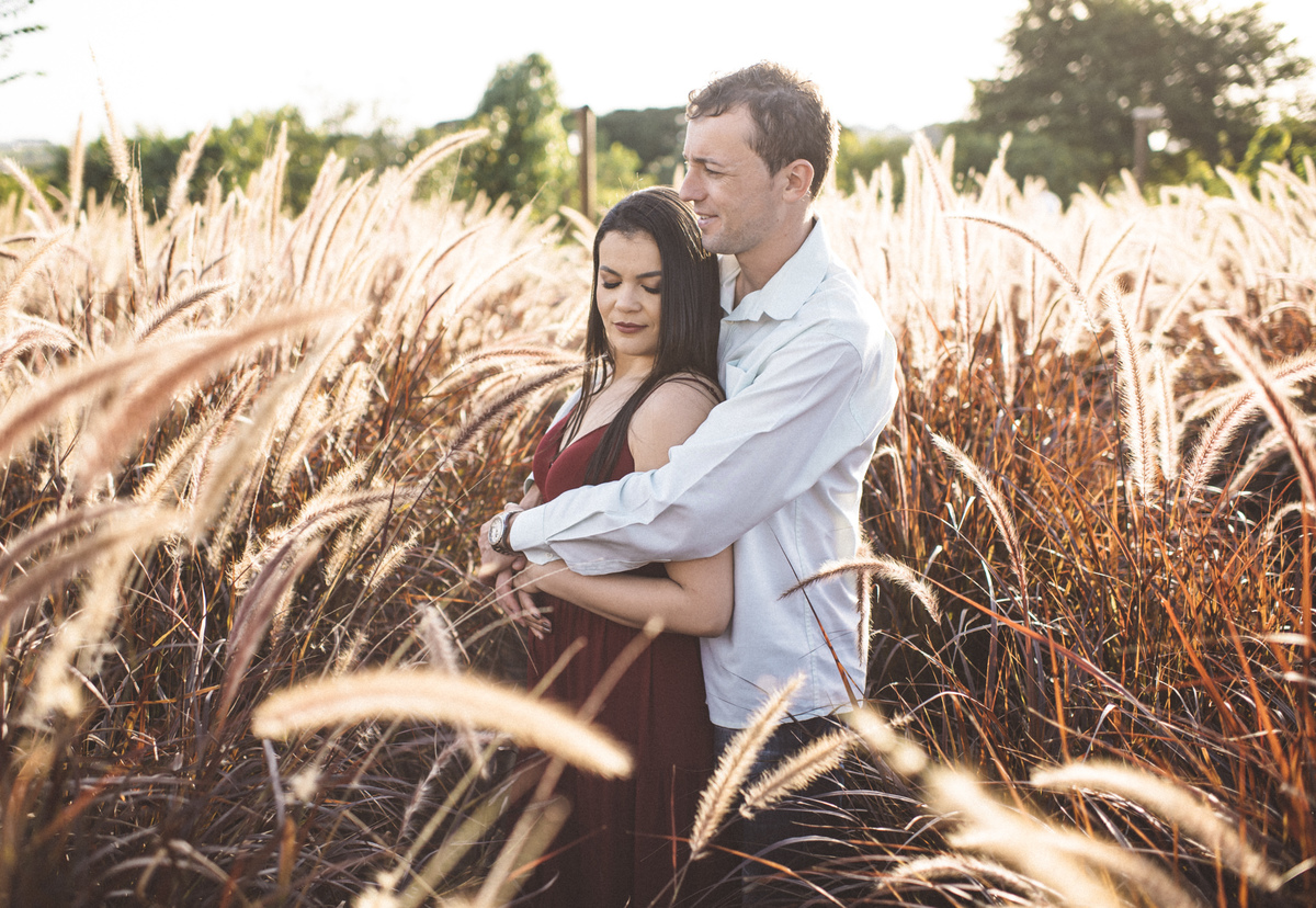 Ensaio em Araras-SP, casal apaixonado, Jonathan Januario, fotografo de Araras, fotografo em limeira, ensaio na montanha, foto na fazenda, aloha fotografias, fotografo em campinas, ensaio em campinas, ensaio em holambra, ensaio nas  flores, holambra-sp