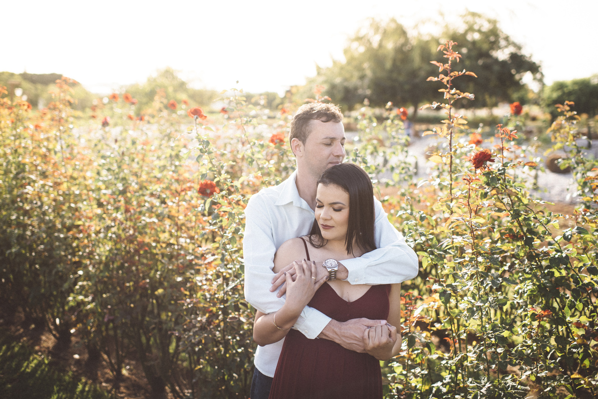 Ensaio em Araras-SP, casal apaixonado, Jonathan Januario, fotografo de Araras, fotografo em limeira, ensaio na montanha, foto na fazenda, aloha fotografias, fotografo em campinas, ensaio em campinas, ensaio em holambra, ensaio nas  flores, holambra-sp