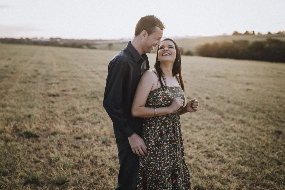 Ensaio em Araras-SP, casal apaixonado, Jonathan Januario, fotografo de Araras, fotografo em limeira, ensaio na montanha, foto na fazenda, aloha fotografias, fotografo em campinas, ensaio em campinas, ensaio em holambra, ensaio nas  flores, holambra-sp