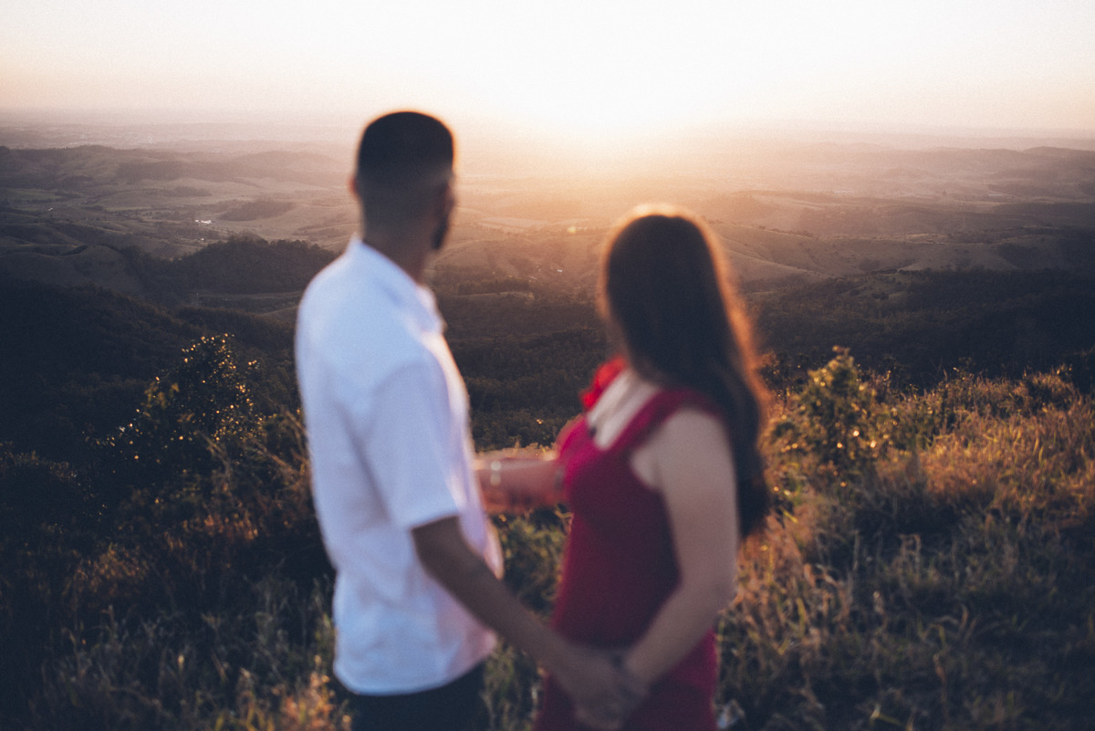 Ensaio em Araras-SP, casal apaixonado, Jonathan Januario, fotografo de Araras, fotografo em limeira, ensaio na montanha, foto na fazenda, aloha fotografias, morro do cruzeiro, pico olho d'agua , fotografo em campinas, ensaio em campinas, Fabiano Franco