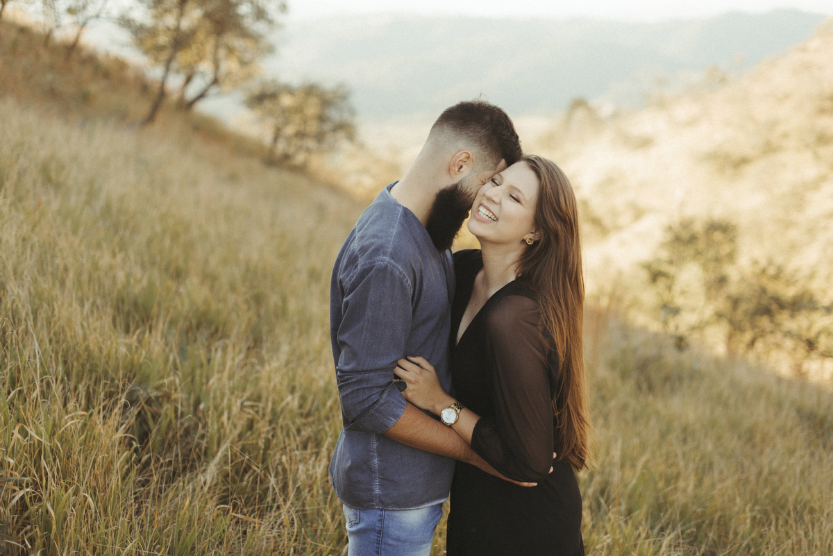 Ensaio em Araras-SP, Morro do Saboo, Jonathan Januario, fotografo de Araras, fotografo em limeira, ensaio na montanha, Ensaio em Sao roque - Sp , aloha fotografias, morro do capuava, fotografo em campinas,  pre wedding morro do saboo, melhor fotografafo