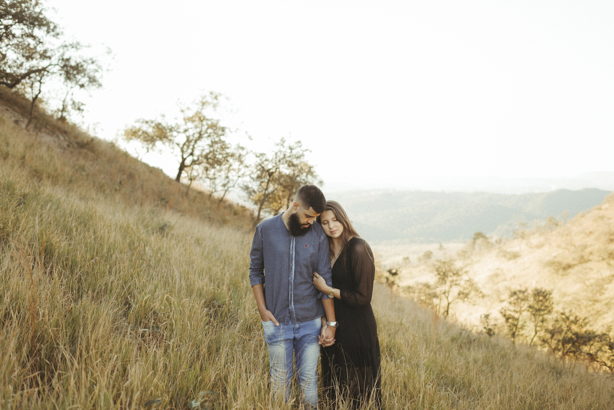 Ensaio em Araras-SP, Morro do Saboo, Jonathan Januario, fotografo de Araras, fotografo em limeira, ensaio na montanha, Ensaio em Sao roque - Sp , aloha fotografias, morro do capuava, fotografo em campinas,  pre wedding morro do saboo, melhor fotografafo