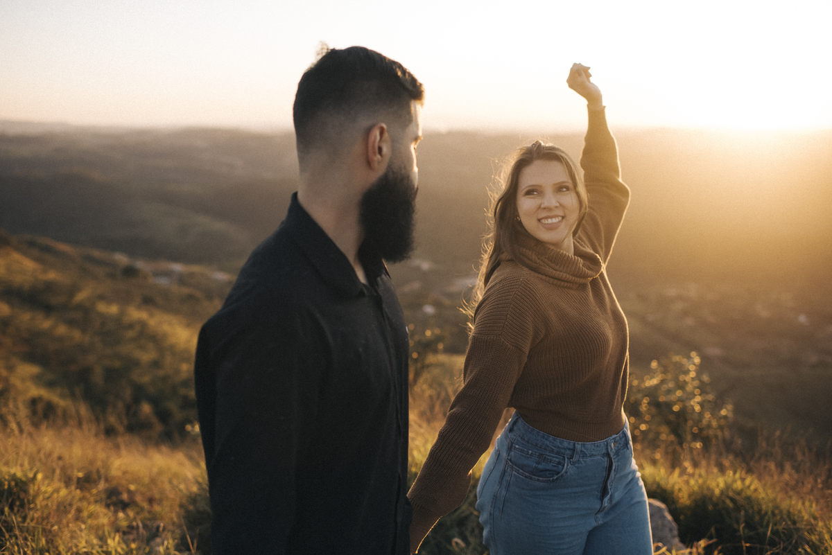 Ensaio em Araras-SP, Morro do Saboo, Jonathan Januario, fotografo de Araras, fotografo em limeira, ensaio na montanha, Ensaio em Sao roque - Sp , aloha fotografias, morro do capuava, fotografo em campinas,  pre wedding morro do saboo, melhor fotografafo