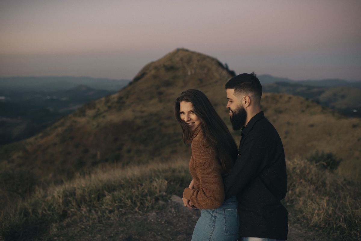 Ensaio em Araras-SP, Morro do Saboo, Jonathan Januario, fotografo de Araras, fotografo em limeira, ensaio na montanha, Ensaio em Sao roque - Sp , aloha fotografias, morro do capuava, fotografo em campinas,  pre wedding morro do saboo, melhor fotografafo