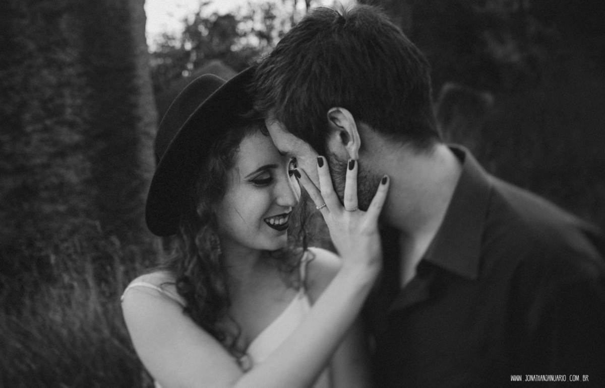 Ensaio em Rio Claro-SP, casal apaixonado, natureza - love, amor, casal, Jonathan Januario, foto, fotografia, Araras, leme, limeira,campinas, São Paulo, folk, lifeStyle, Vsco, montanha, foto na fazenda, 