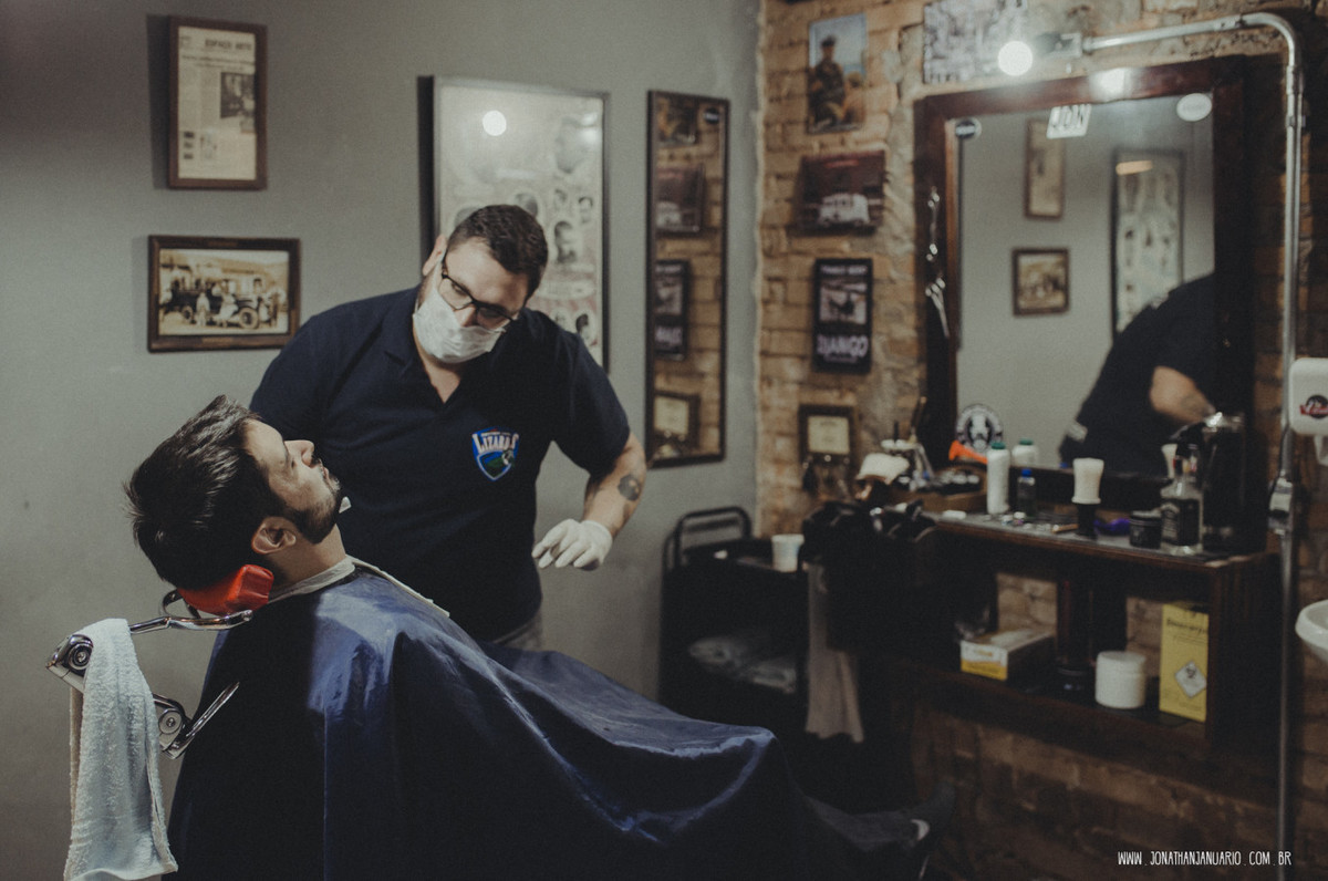 casal apaixonado, natureza, love, amor, Jonathan Januario, foto, fotografia, Araras, leme, limeira,campinas, São Paulo, Rio claro, folk, lifeStyle, montanha, foto na fazenda, casamento de noite, noiva, vestido de noiva, vestida pra casar, lápis de noiva