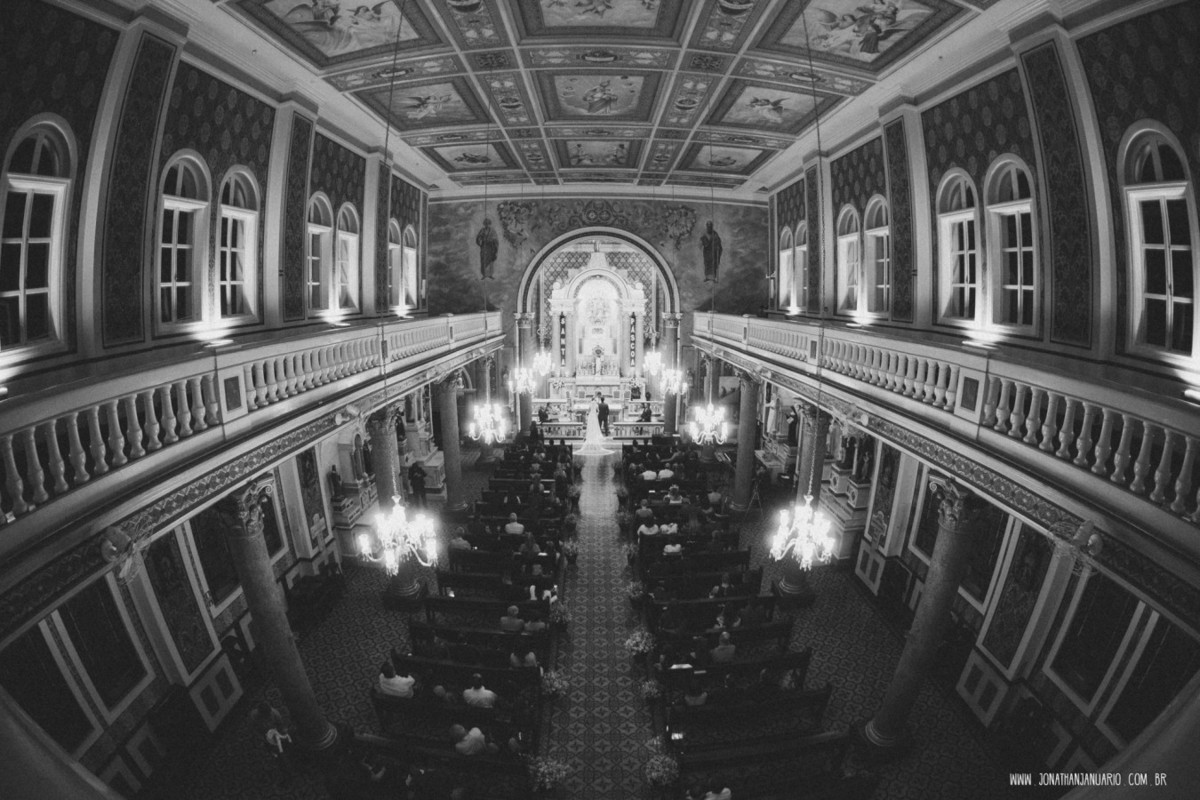 casal apaixonado, natureza, love, amor, Jonathan Januario, foto, fotografia, Araras, leme, limeira,campinas, São Paulo, Rio claro, folk, lifeStyle, montanha, foto na fazenda, casamento de noite, noiva, vestido de noiva, vestida pra casar, lápis de noiva