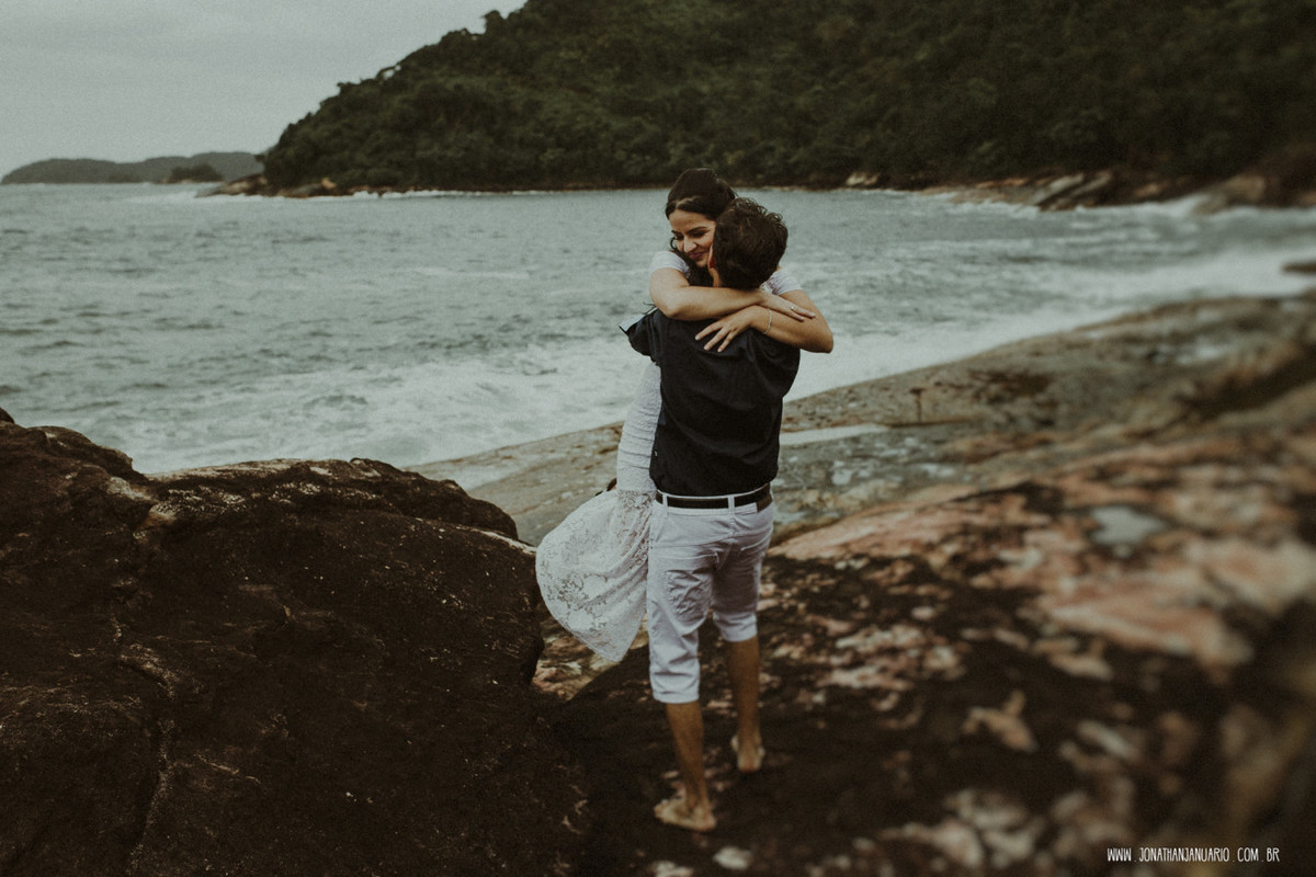 Ensaio em Rio Claro-SP, casal apaixonado, natureza - love, amor, casal, Jonathan Januario, foto, fotografia, Araras, leme, limeira,campinas, São Paulo, folk, lifeStyle, Vsco, montanha, foto na fazenda, praia,ubatuba