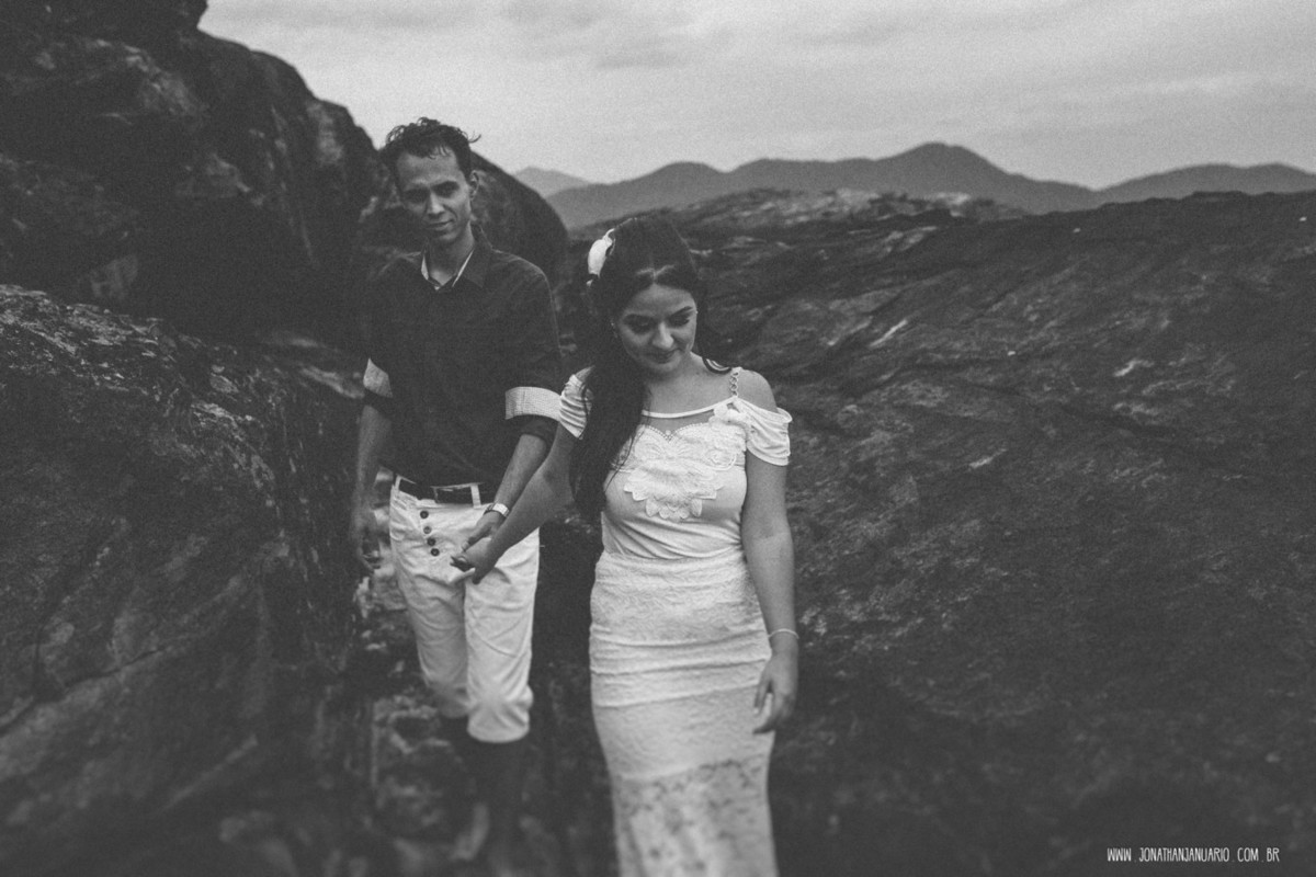 Ensaio em Rio Claro-SP, casal apaixonado, natureza - love, amor, casal, Jonathan Januario, foto, fotografia, Araras, leme, limeira,campinas, São Paulo, folk, lifeStyle, Vsco, montanha, foto na fazenda, praia,ubatuba