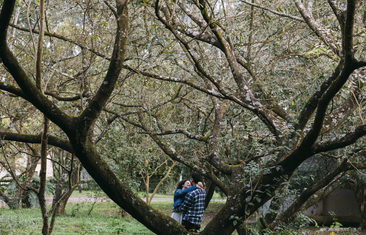 Ensaio em Rio Claro-SP, casal apaixonado, natureza - love, amor, casal, Jonathan Januario, foto, fotografia, Araras, leme, limeira,campinas, São Paulo, folk, lifeStyle, Vsco, montanha, foto na fazenda, horto florestal