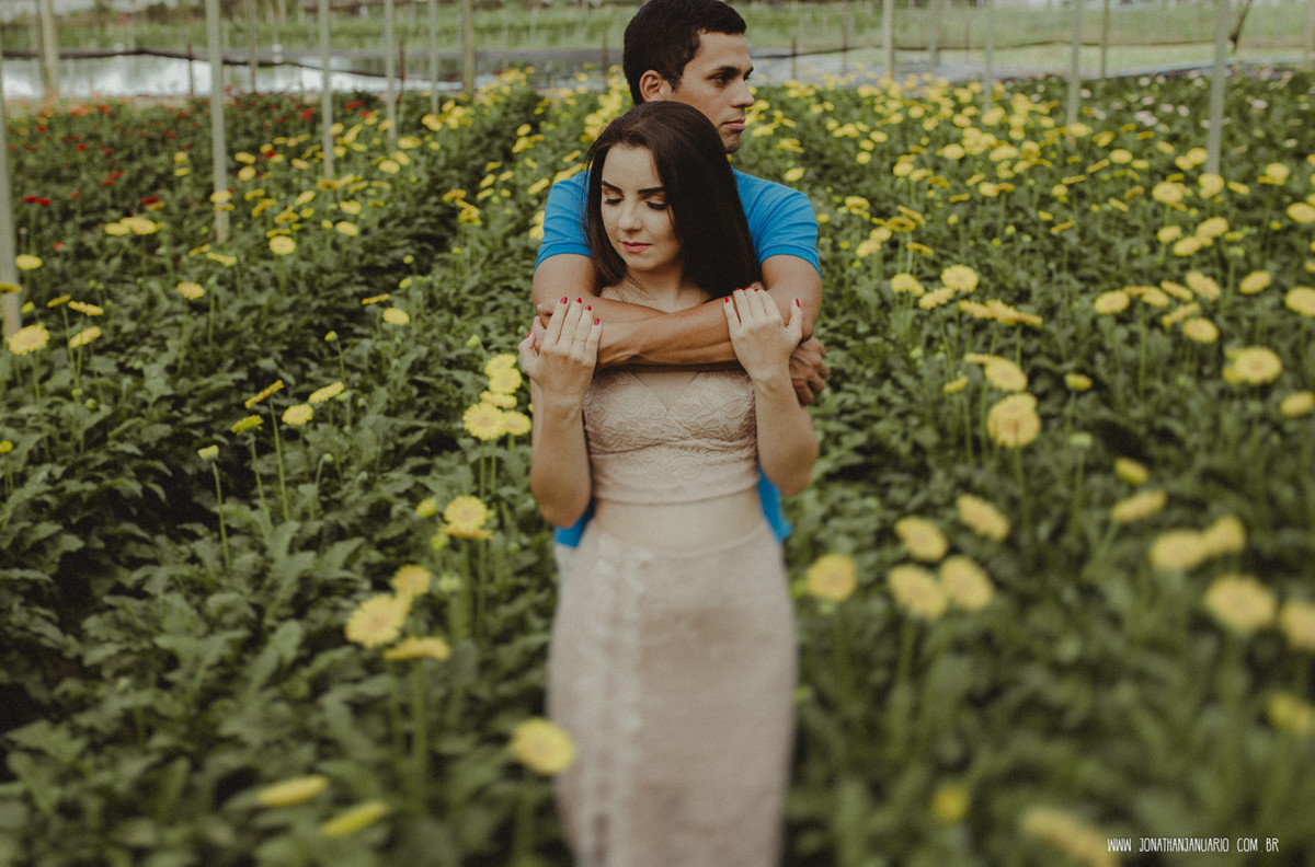 Ensaio em Rio Claro-SP, casal apaixonado, natureza - love, amor, casal, Jonathan Januario, foto, fotografia, Araras, leme, limeira,campinas, São Paulo, folk, lifeStyle, Vsco, montanha, foto na fazenda,Holambra,cidade das flores