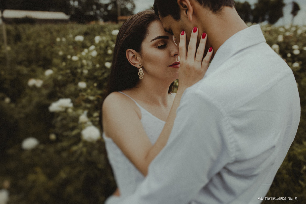 Ensaio em Rio Claro-SP, casal apaixonado, natureza - love, amor, casal, Jonathan Januario, foto, fotografia, Araras, leme, limeira,campinas, São Paulo, folk, lifeStyle, Vsco, montanha, foto na fazenda,Holambra,cidade das flores