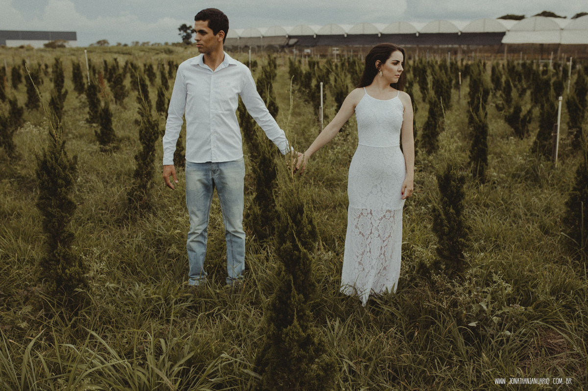 Ensaio em Rio Claro-SP, casal apaixonado, natureza - love, amor, casal, Jonathan Januario, foto, fotografia, Araras, leme, limeira,campinas, São Paulo, folk, lifeStyle, Vsco, montanha, foto na fazenda,Holambra,cidade das flores