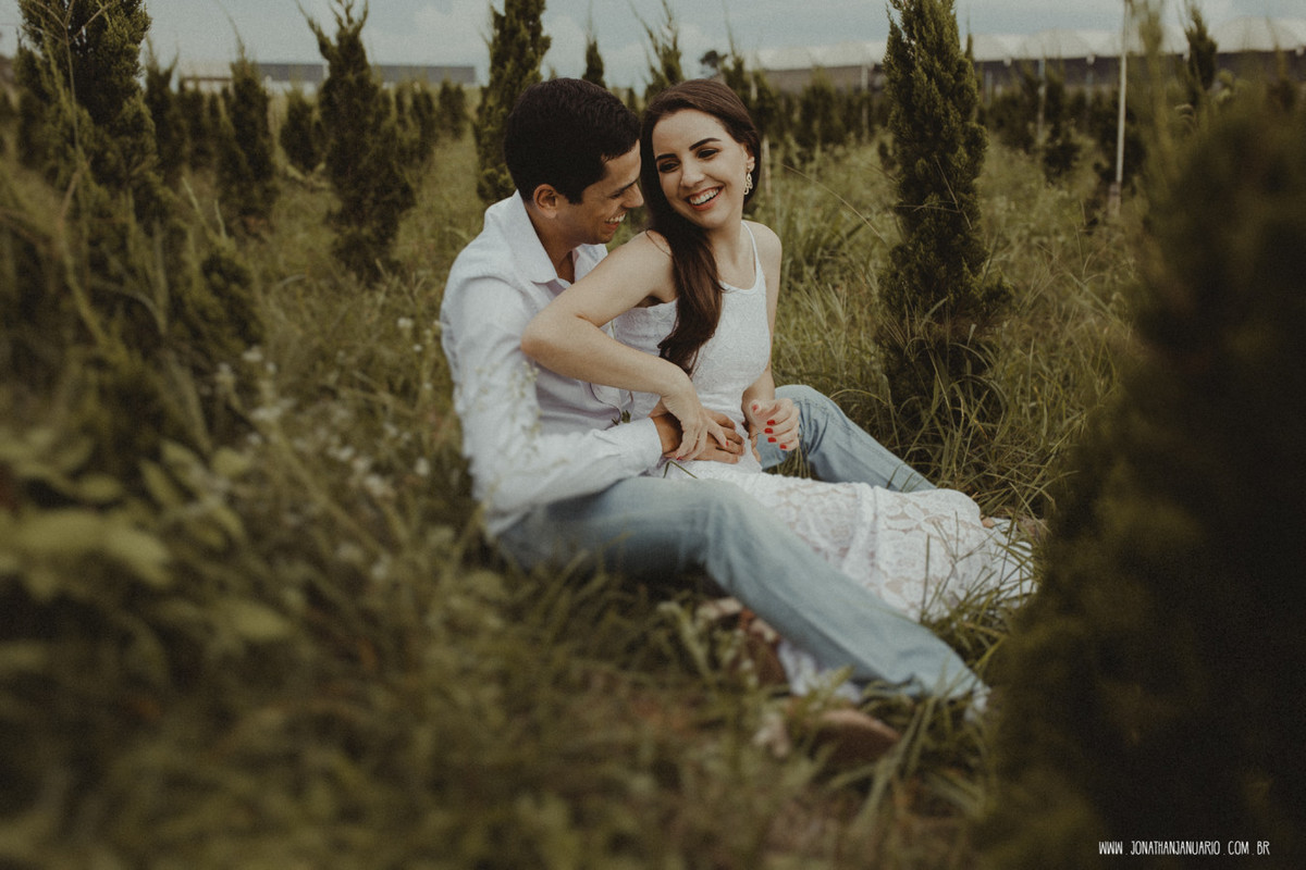 Ensaio em Rio Claro-SP, casal apaixonado, natureza - love, amor, casal, Jonathan Januario, foto, fotografia, Araras, leme, limeira,campinas, São Paulo, folk, lifeStyle, Vsco, montanha, foto na fazenda,Holambra,cidade das flores