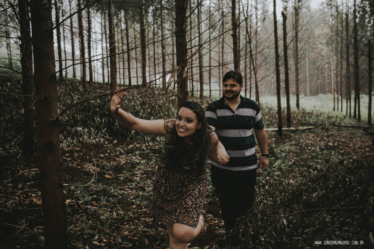 Ensaio em Rio Claro-SP, casal apaixonado, natureza - love, amor, casal, Jonathan Januario, foto, fotografia, Araras, leme, limeira,campinas, São Paulo, folk, lifeStyle, Vsco, montanha, foto na fazenda,chuva,raios
