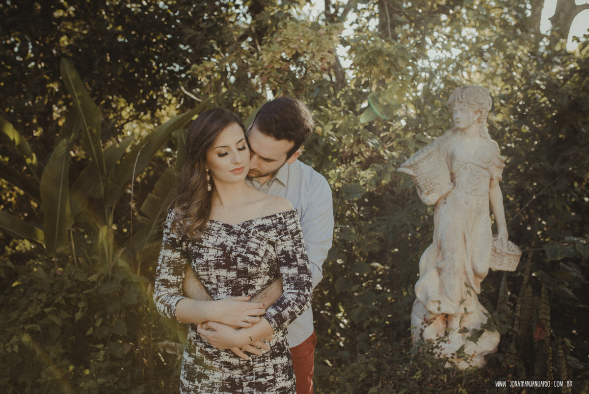 Ensaio em Rio Claro-SP, casal apaixonado, natureza - love, amor, casal, Jonathan Januario, foto, fotografia, Araras, leme, limeira,campinas, São Paulo, folk, lifeStyle, Vsco, montanha, foto em arvores, Fazenda, Luzes 