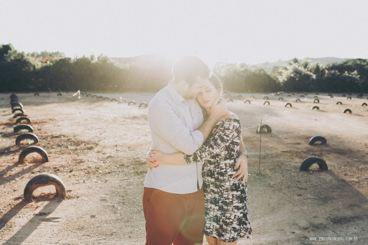 Ensaio em Rio Claro-SP, casal apaixonado, natureza - love, amor, casal, Jonathan Januario, foto, fotografia, Araras, leme, limeira,campinas, São Paulo, folk, lifeStyle, Vsco, montanha, foto em arvores, Fazenda, Luzes 