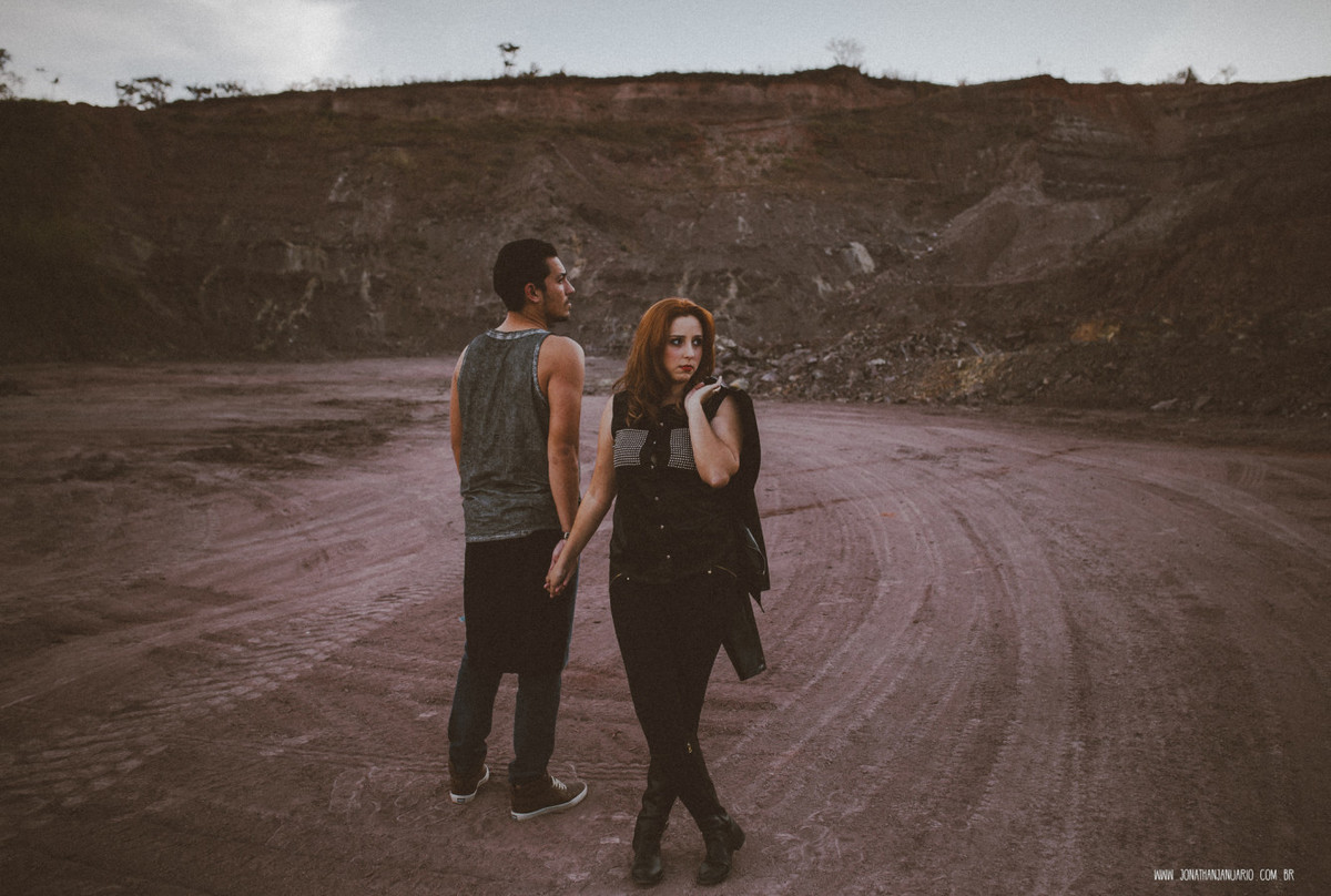 Ensaio em Rio Claro-SP, casal apaixonado, natureza - love, amor, casal, Jonathan Januario, foto, fotografia, Araras, leme, limeira,campinas, São Paulo, folk, lifeStyle, Vsco, montanha, foto em arvores,