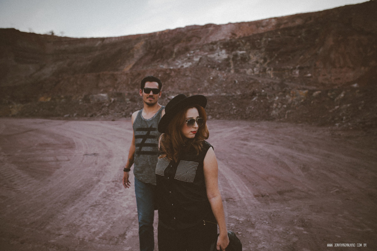 Ensaio em Rio Claro-SP, casal apaixonado, natureza - love, amor, casal, Jonathan Januario, foto, fotografia, Araras, leme, limeira,campinas, São Paulo, folk, lifeStyle, Vsco, montanha, foto em arvores,