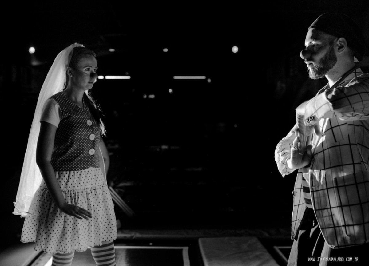 Ensaio em Araras-SP, casal apaixonado. Casal de palhaços - ensaio palhaços - natureza - love 