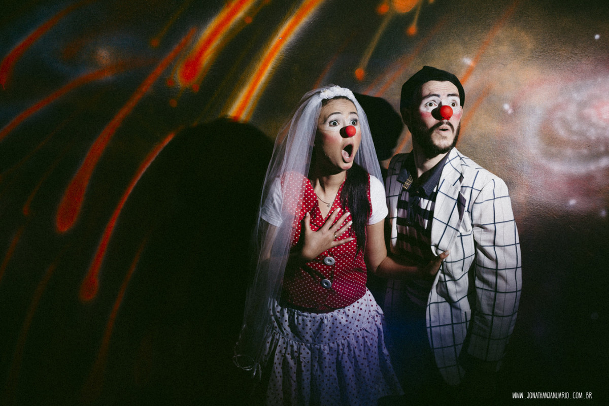 Ensaio em Araras-SP, casal apaixonado. Casal de palhaços - ensaio palhaços - natureza - love 