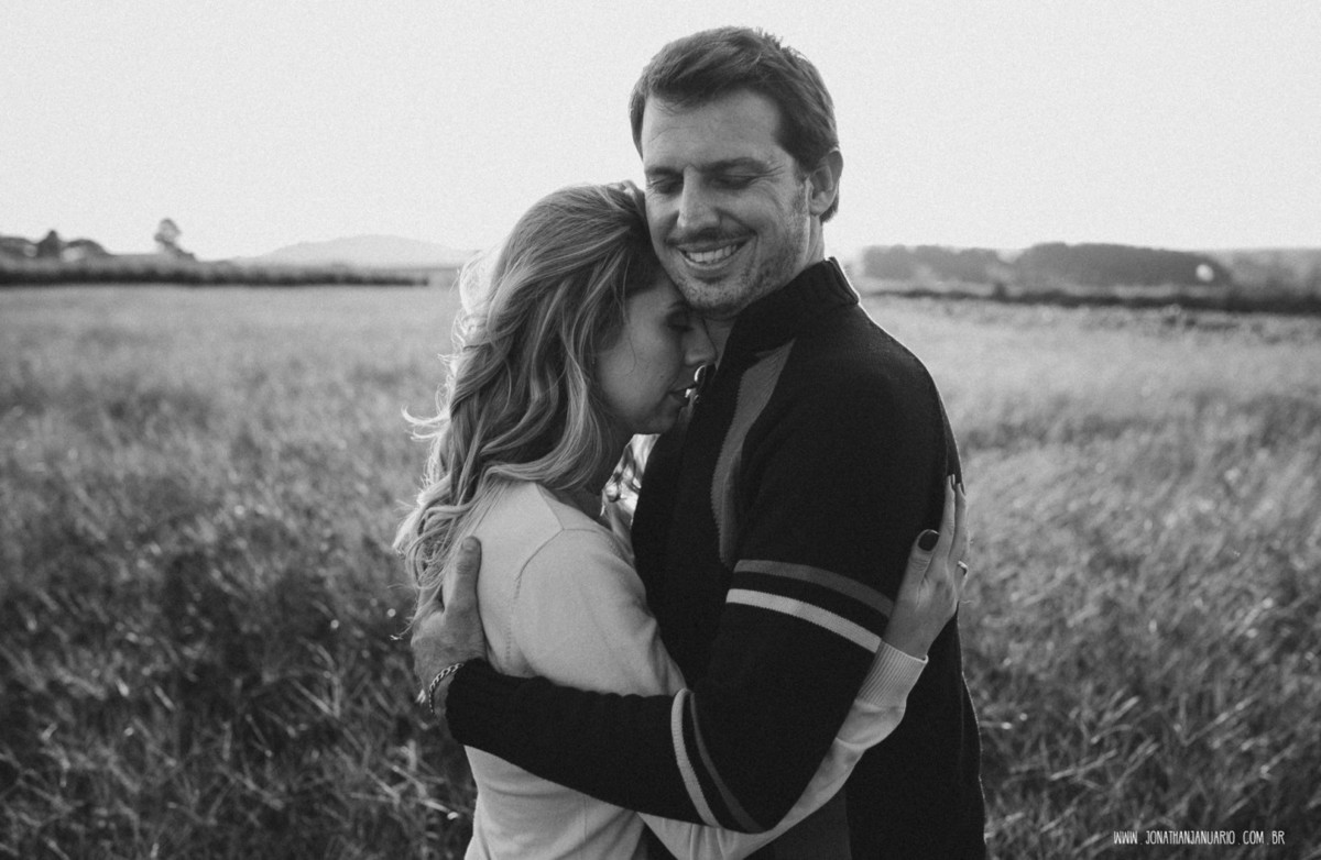 Ensaio em Rio Claro-SP, casal apaixonado, natureza - love, amor, casal, Jonathan Januario, foto, fotografia, Araras, leme, limeira,campinas, São Paulo, folk, lifeStyle, Vsco, montanha, foto na fazenda