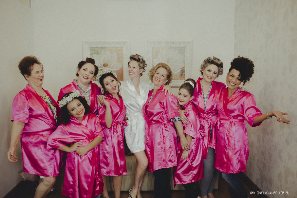 casal apaixonado, natureza, love, amor, Jonathan Januario, foto, fotografia, Araras, leme, limeira,campinas, São Paulo, Rio claro, folk, lifeStyle, montanha, foto na fazenda, casamento de noite, noiva, vestido de noiva, vestida pra casar, lápis de noiva