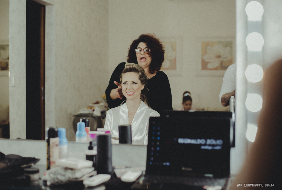 casal apaixonado, natureza, love, amor, Jonathan Januario, foto, fotografia, Araras, leme, limeira,campinas, São Paulo, Rio claro, folk, lifeStyle, montanha, foto na fazenda, casamento de noite, noiva, vestido de noiva, vestida pra casar, lápis de noiva