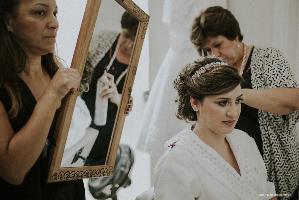 casal apaixonado, natureza, love, amor, Jonathan Januario, foto, fotografia, Araras, leme, limeira,campinas, São Paulo, Rio claro, folk, lifeStyle, montanha, foto na fazenda, casamento de noite, noiva, vestido de noiva, vestida pra casar, lápis de noiva