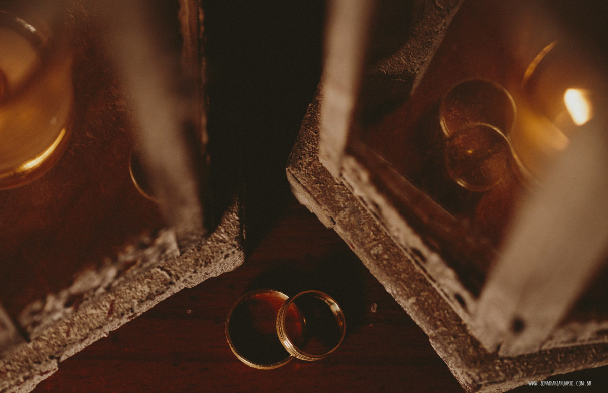 casal apaixonado, natureza, love, amor, Jonathan Januario, foto, fotografia, Araras, leme, limeira,campinas, São Paulo, Rio claro, folk, lifeStyle, montanha, foto na fazenda, casamento de noite, noiva, vestido de noiva, vestida pra casar, lápis de noiva