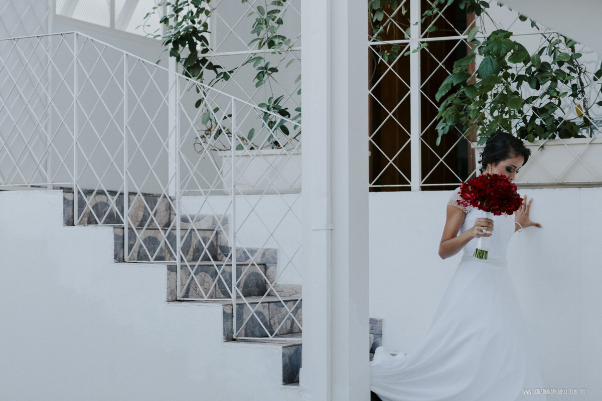 casal apaixonado, natureza, love, amor, Jonathan Januario, foto, fotografia, Araras, leme, limeira,campinas, São Paulo, Rio claro, folk, lifeStyle, montanha, foto na fazenda, casamento de noite, noiva, vestido de noiva, vestida pra casar, lápis de noiva