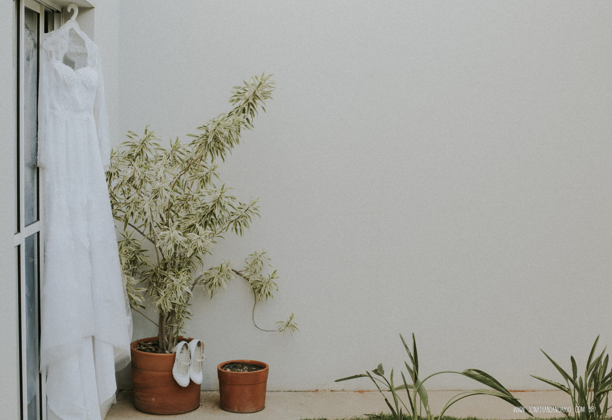 casal apaixonado, natureza, love, amor, Jonathan Januario, foto, fotografia, Araras, leme, limeira,campinas, São Paulo, Rio claro, folk, lifeStyle, montanha, foto na fazenda, casamento de noite, noiva, vestido de noiva, vestida pra casar, lápis de noiva