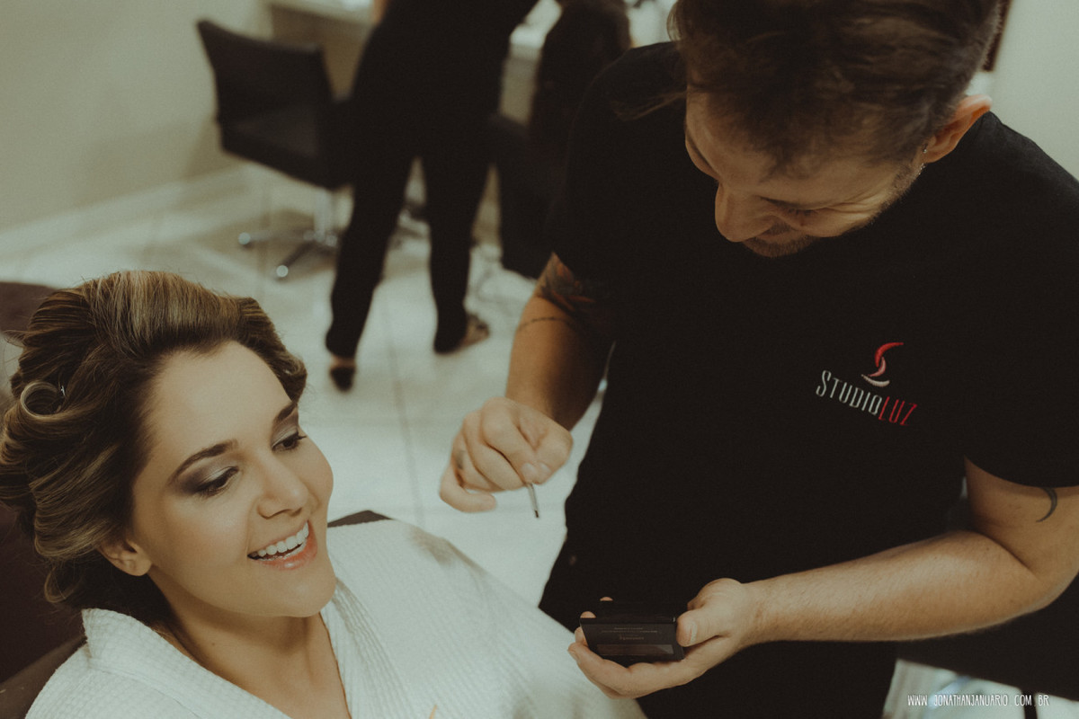 casal apaixonado, natureza, love, amor, Jonathan Januario, foto, fotografia, Araras, leme, limeira,campinas, São Paulo, Rio claro, folk, lifeStyle, montanha, foto na fazenda, casamento de noite, noiva, vestido de noiva, vestida pra casar, lápis de noiva