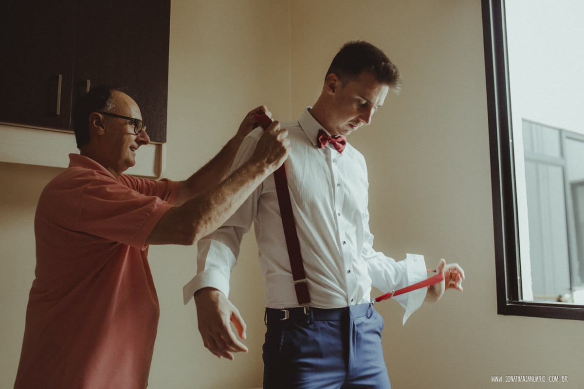 casal apaixonado, natureza, love, amor, Jonathan Januario, foto, fotografia, Araras, leme, limeira,campinas, São Paulo, Rio claro, folk, lifeStyle, montanha, foto na fazenda, casamento de noite, noiva, vestido de noiva, vestida pra casar, lápis de noiva