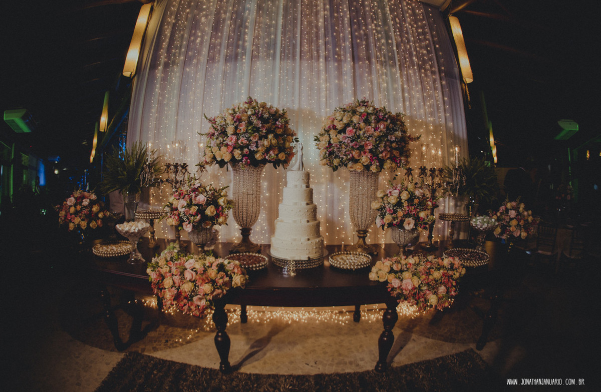 casal apaixonado, natureza, love, amor, Jonathan Januario, foto, fotografia, Araras, leme, limeira,campinas, São Paulo, Rio claro, folk, lifeStyle, montanha, foto na fazenda, casamento de noite, noiva, vestido de noiva, vestida pra casar, lápis de noiva