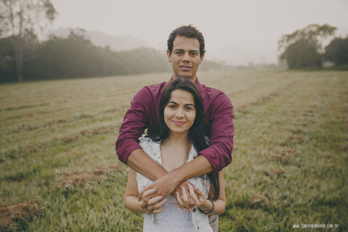 Ensaio em Rio Claro-SP, casal apaixonado, natureza - love, amor, casal, Jonathan Januario, foto, fotografia, Araras, leme, limeira,campinas, São Paulo, folk, lifeStyle, Vsco, montanha, foto na fazenda