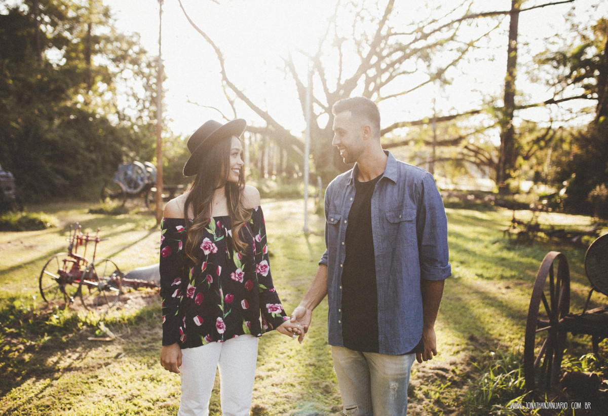 Ensaio em Rio Claro-SP, casal apaixonado, natureza - love, amor, casal, Jonathan Januario, foto, fotografia, Araras, leme, limeira,campinas, São Paulo, folk, lifeStyle, Vsco, montanha, foto na fazenda